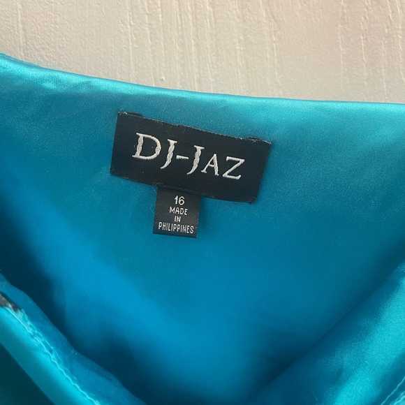 Turquoise, 1 strap, & Diamond pendant cocktail dress - Picture 3 of 4